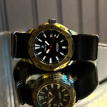 Load image into Gallery viewer, Acero (Black)