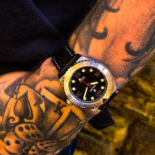 Load image into Gallery viewer, Atlas (Black)