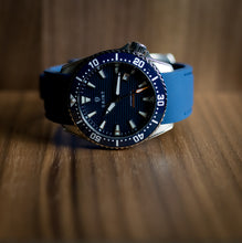 Load image into Gallery viewer, The Racer Blue ( rubber strap)