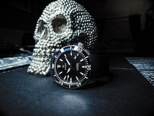 Load image into Gallery viewer, The Racer Black ( rubber strap)