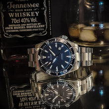 Load image into Gallery viewer, The Racer Blue