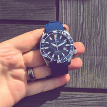 Load image into Gallery viewer, The Racer Blue ( rubber strap)