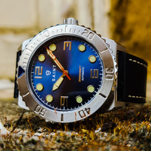 Load image into Gallery viewer, Atlas ( Blue dial / Black leather )
